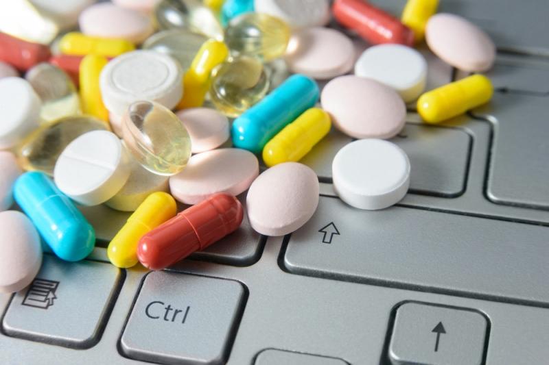 За продажу поддельных лекарств в интернете посадят в тюрьму
