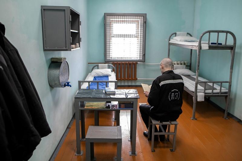 Заключенным запретят передачи тяжелее двадцати килограммов